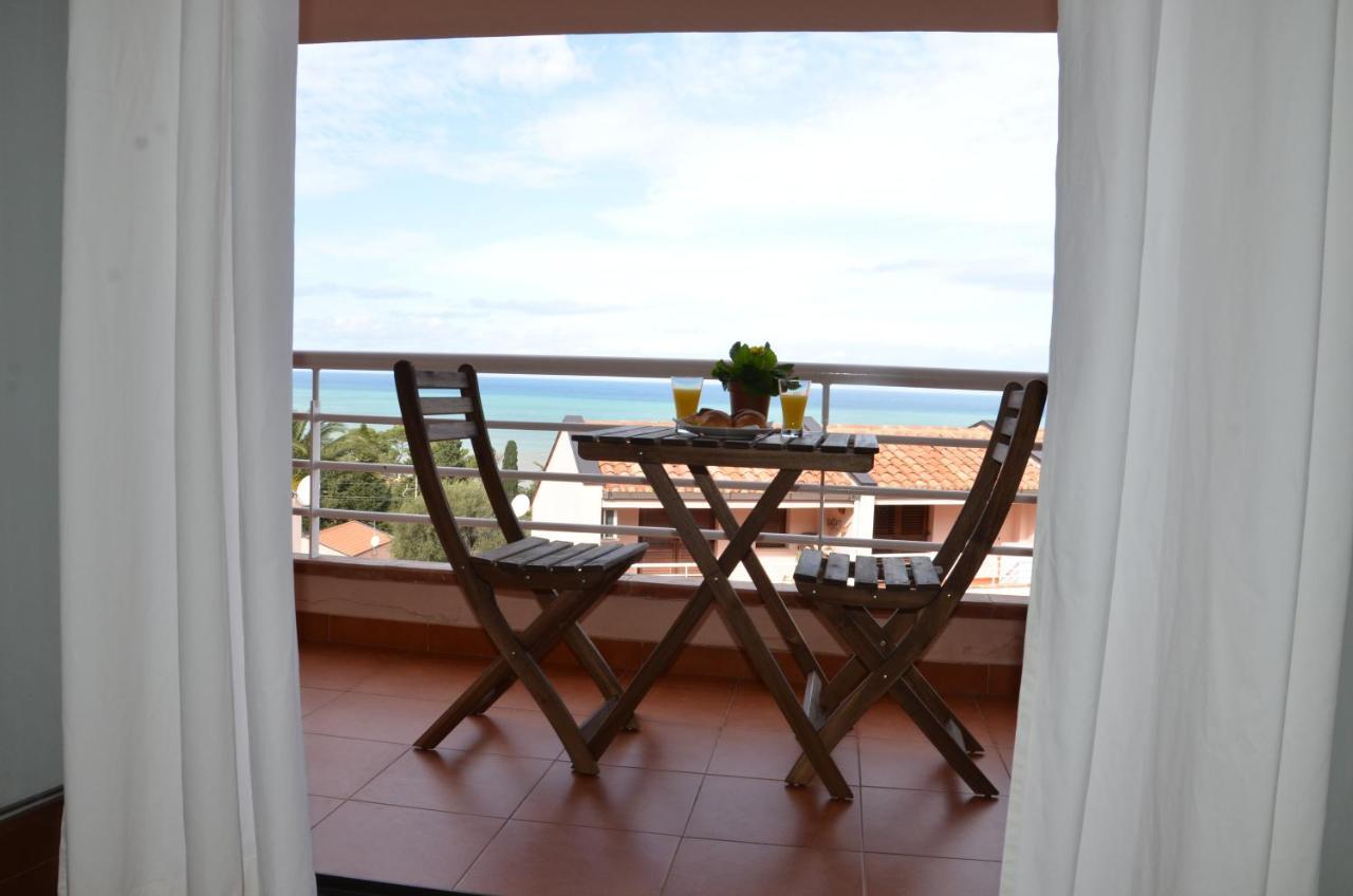 La Dimora Delle Begonie Apartment Cefalu Luaran gambar