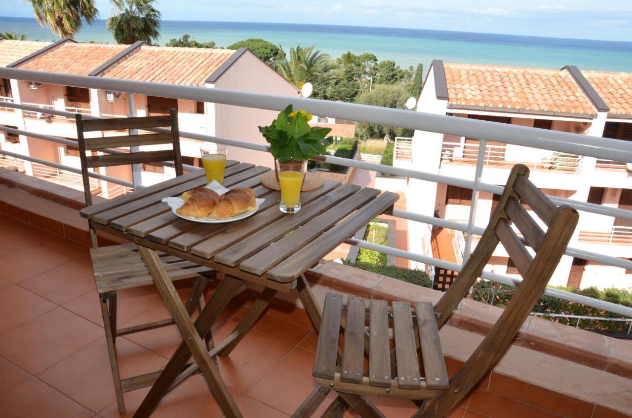 La Dimora Delle Begonie Apartment Cefalu Luaran gambar