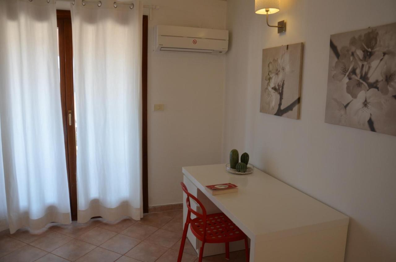 La Dimora Delle Begonie Apartment Cefalu Luaran gambar