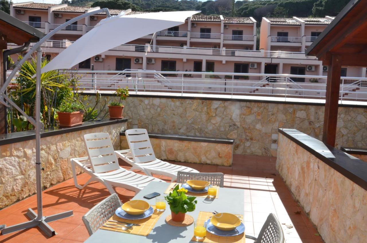 La Dimora Delle Begonie Apartment Cefalu Luaran gambar