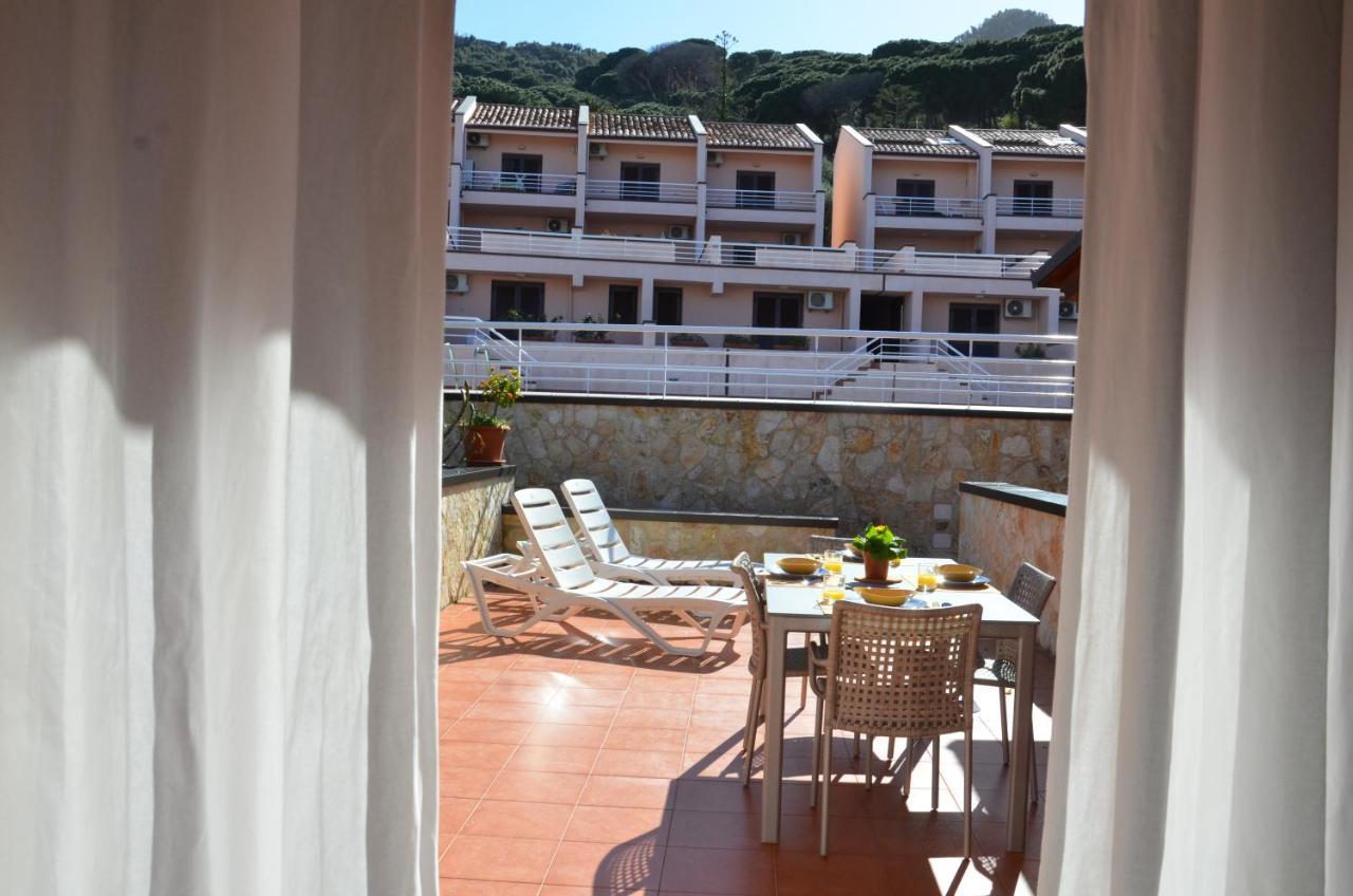 La Dimora Delle Begonie Apartment Cefalu Luaran gambar